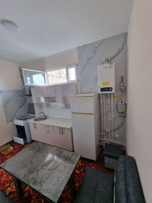 Зангиота туманида 3хонали квартира Арендага берилади Оилага