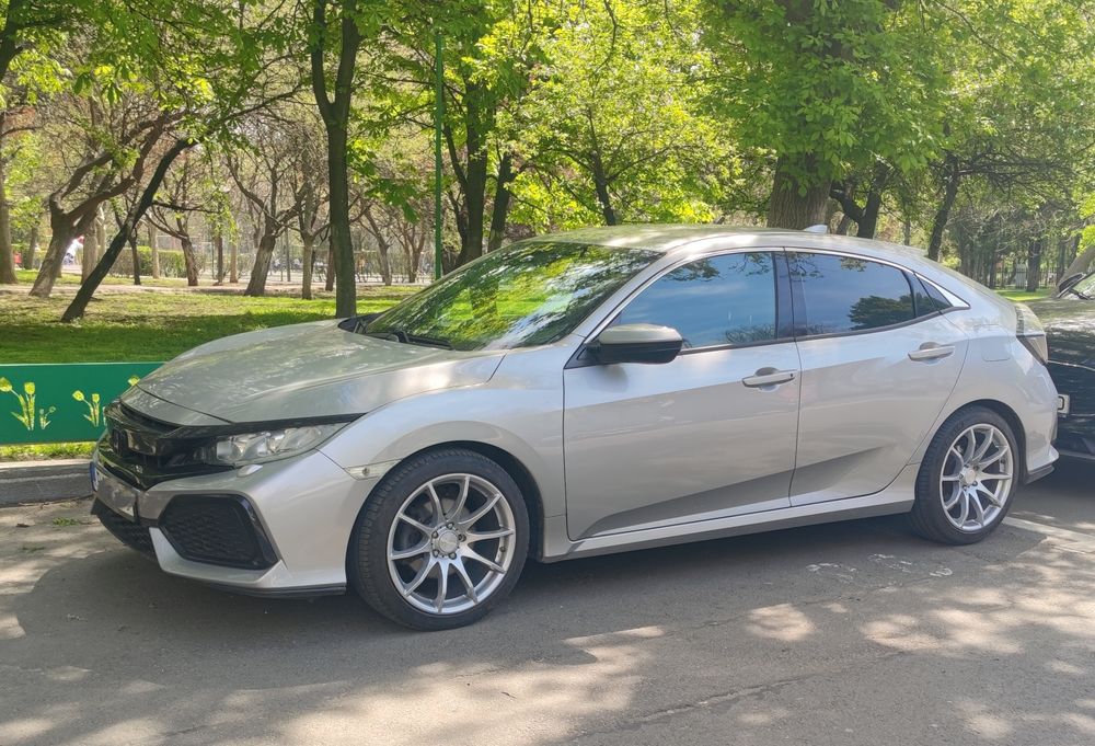 HONDA Civic 2019 — imagine 3