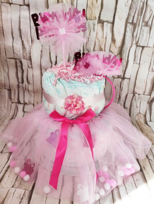 Торти, колички и фигурки от памперси( пелени )