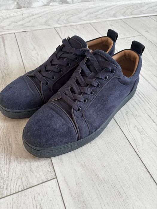 Продаю кеды Лабутен.