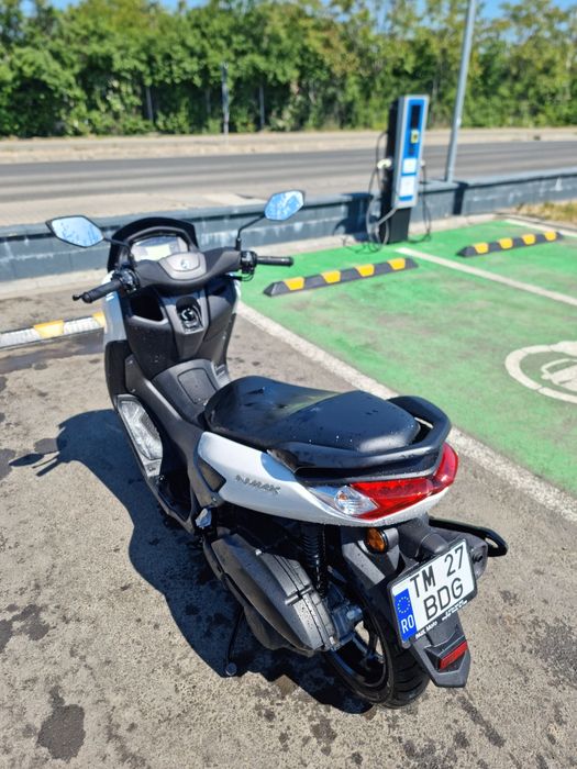 Yamaha nmax 125cc 2025