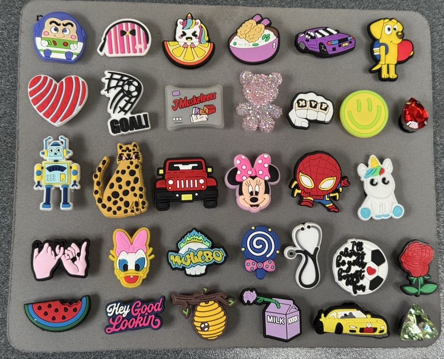 LIVREZ PRIN OLX ! NOUTATI/ jibbitz Crocsi/accesorii