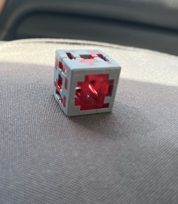 фигурка майнкрафт киндер