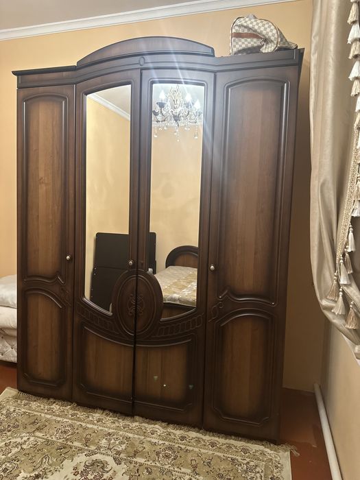 Шкаф в отличном состоянии