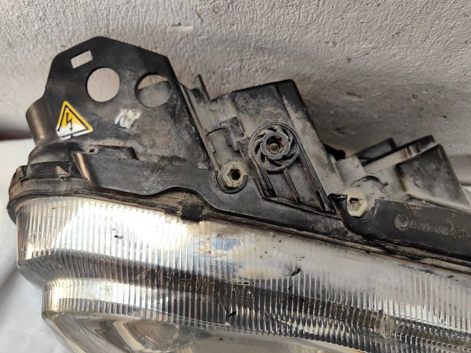 Оригинален фар Мерцедес 220  Mercedes S 220 Feis Bixenon