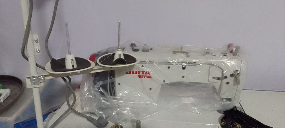 Juita f2 tikuv moshinasi