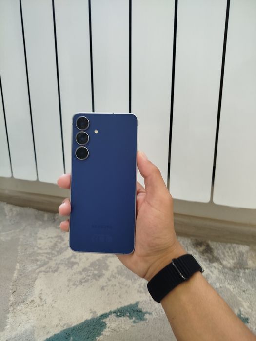 Samsung s25 FE 128/8