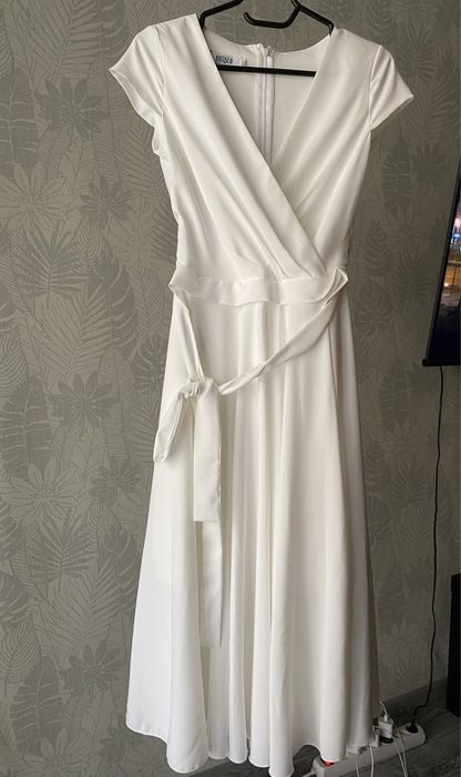 Белое платье на роспись