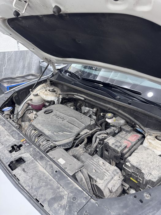 Hyundai Santafe sotiladi