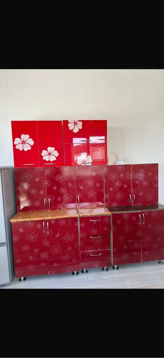 Кухонная шкаф б/у