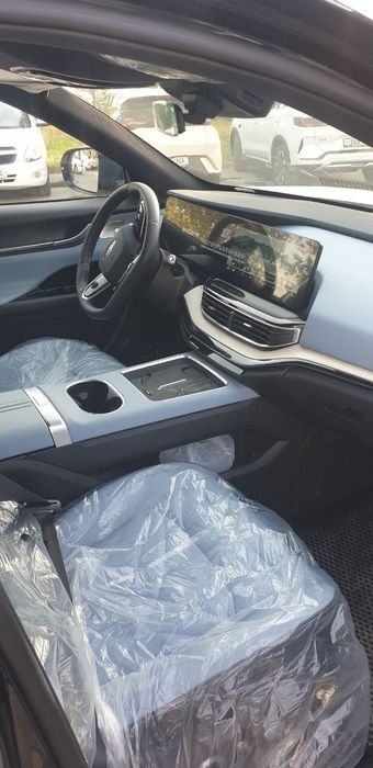 Продаётся электромобиль