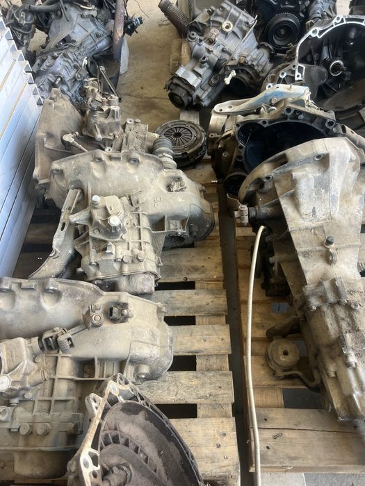 Ауди Пассат Голф мотор 1,8