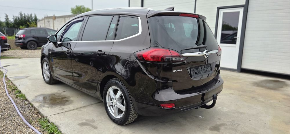 Opel      Zafira   INFINITI