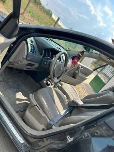 Продавам рено меган