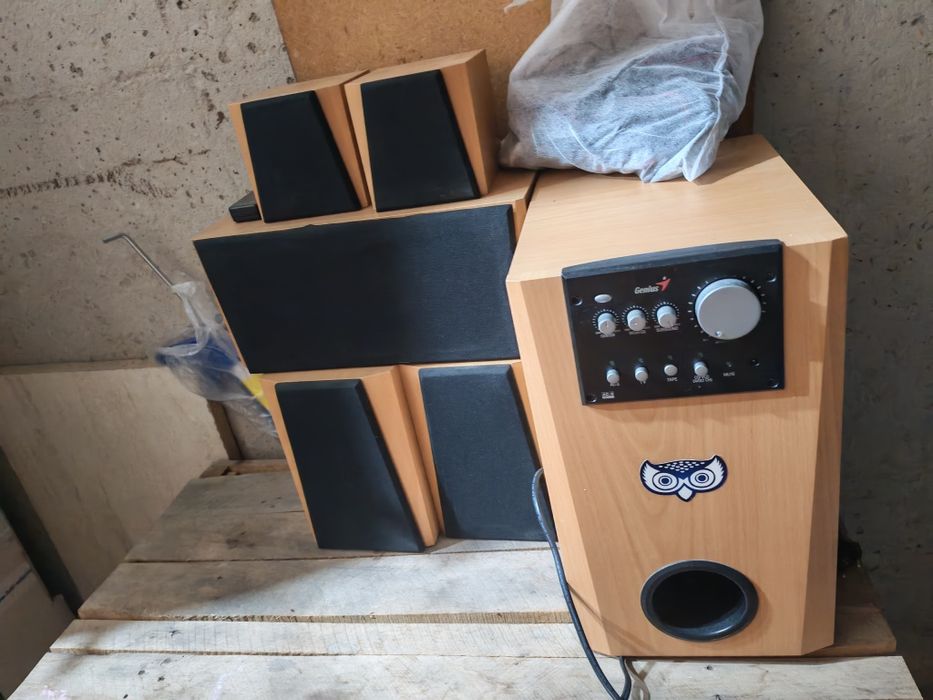 Sistem Audio Genius SW-HF 5.1 5000 (Lemn) - Complet și în stare perfectă