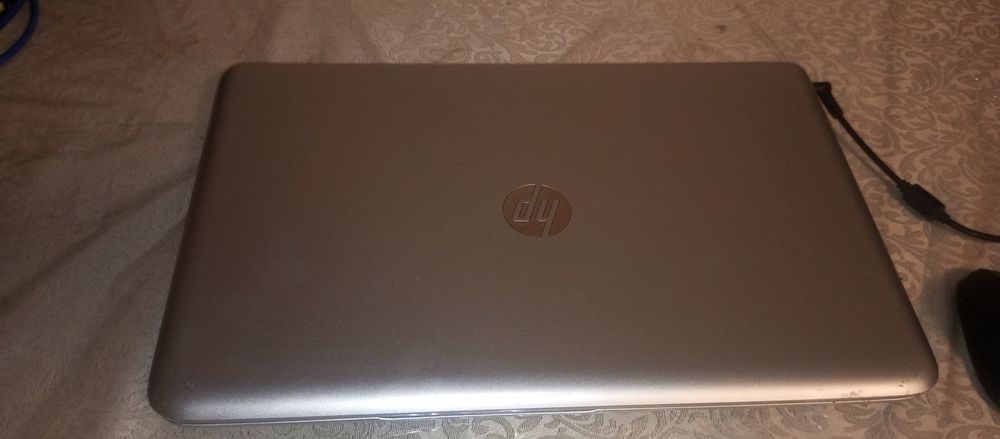 Ноутбук сотилади HP Envy