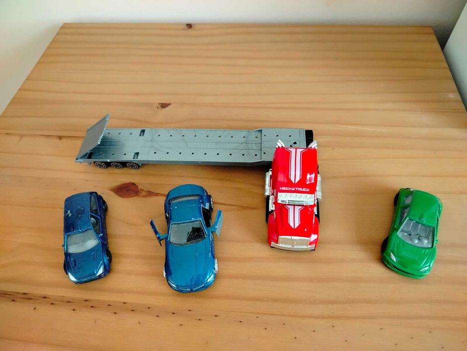 Лот детски играчки- автовоз, багер, строител и мотор