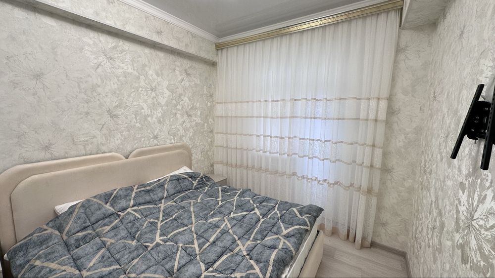 Сдаю 2 комнат квартира