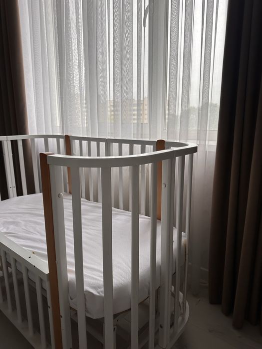 Манеж и Пеленальный детский шкаф