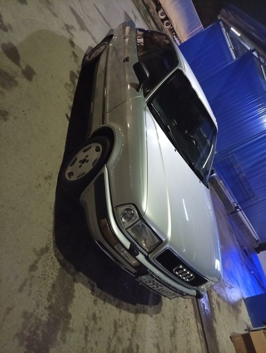 Ауди 80 б4 2.0инжектор