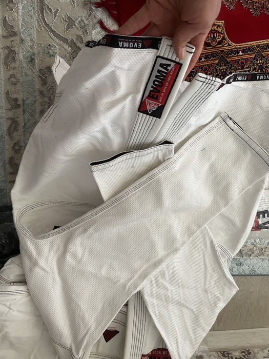 Кимоно для джиуджитсу