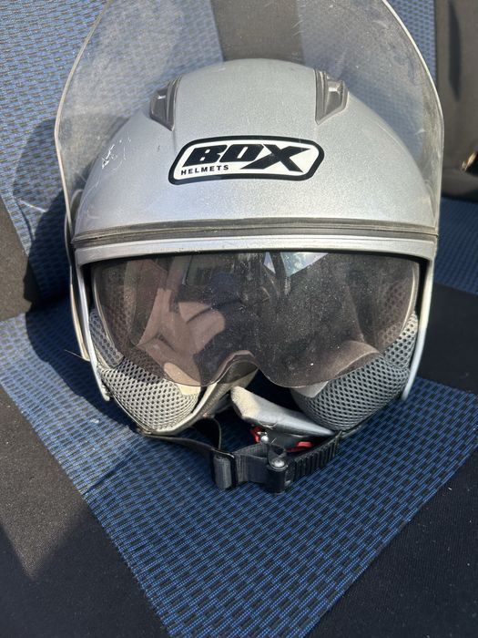 Каски за мотопед 2 броя