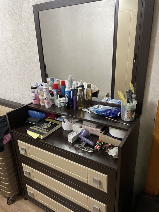 Спальный гарнитур