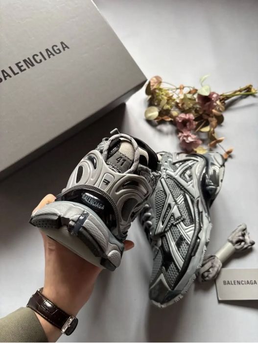 Balenciaga Runner