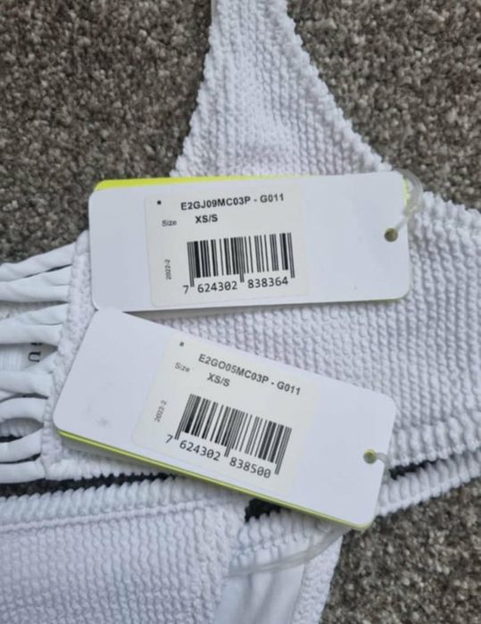 GUESS Оригинален бански от две части