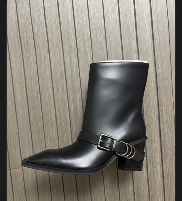 Все по 14500  обувь весна осень