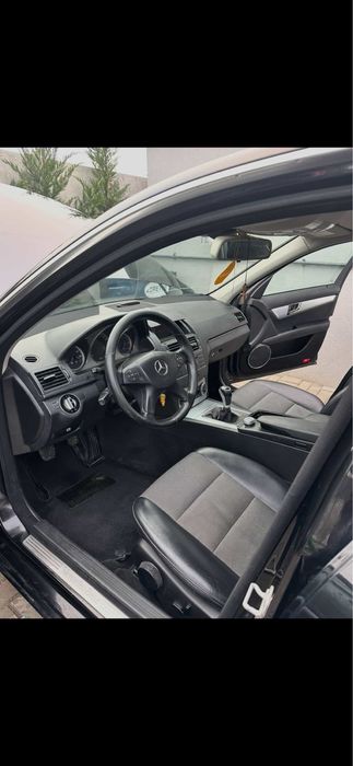MERCEDES-BENZ 300 2010 — imagine 5