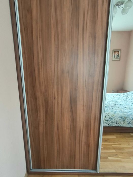 Голям гардероб с плъзгане