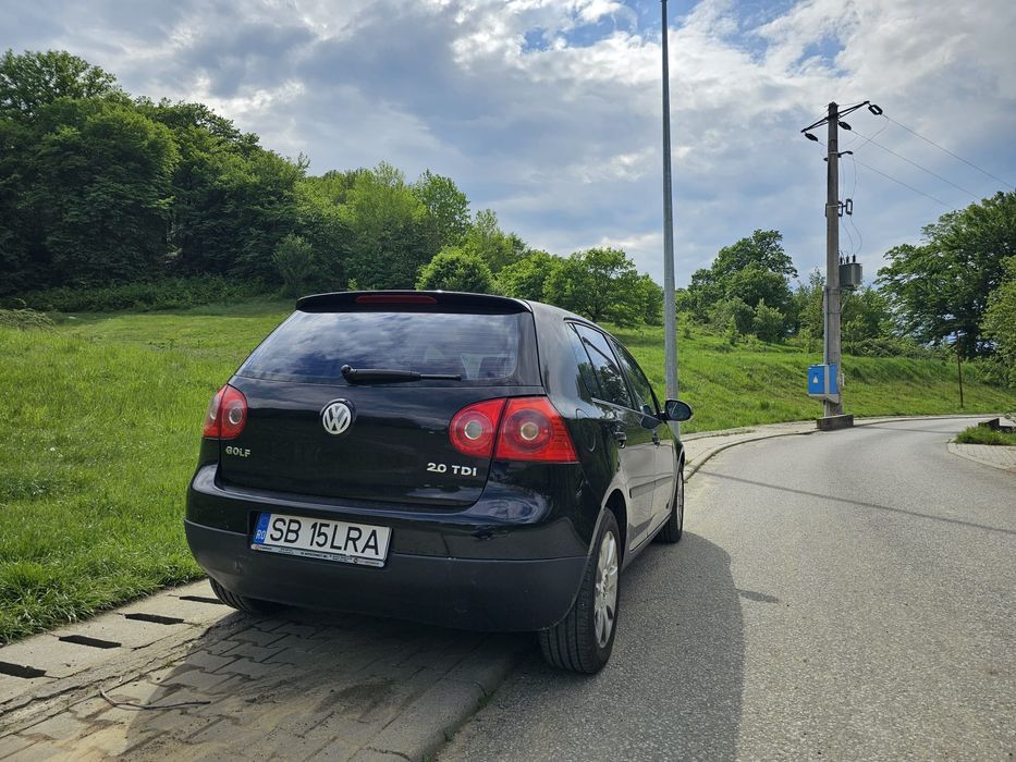 Vand Volkswagen Golf 5 Hatchback 2.0 BKD 2005