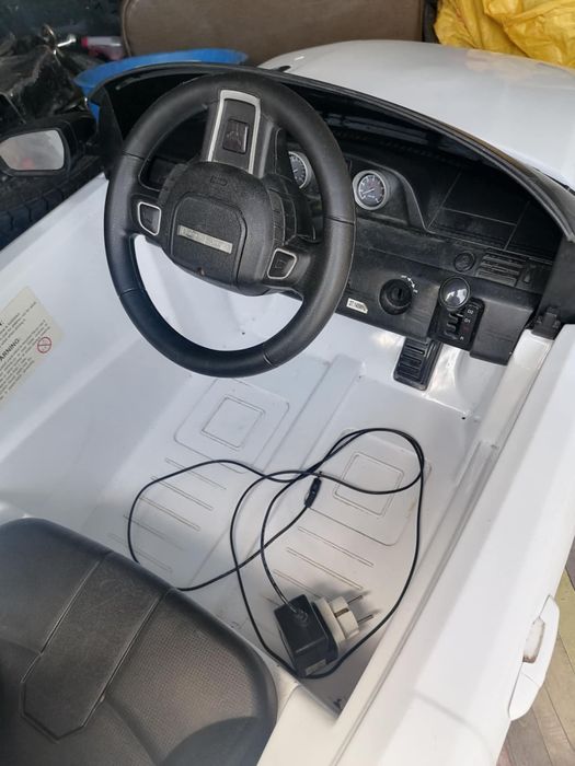 Акумулаторен джип Range Rover