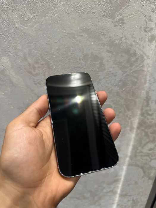 Iphone 14 pro        .