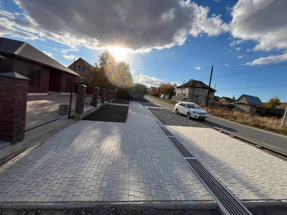 Укладка тротуарной плитки, брусчатки