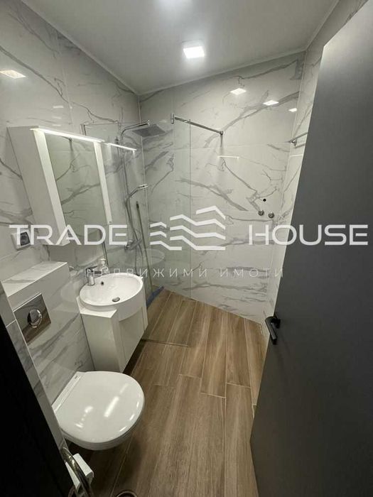 Дава се под наем Тристаен апартамент в Пловдив, Кършияка - 88 кв.м за 750 € - Снимка #8