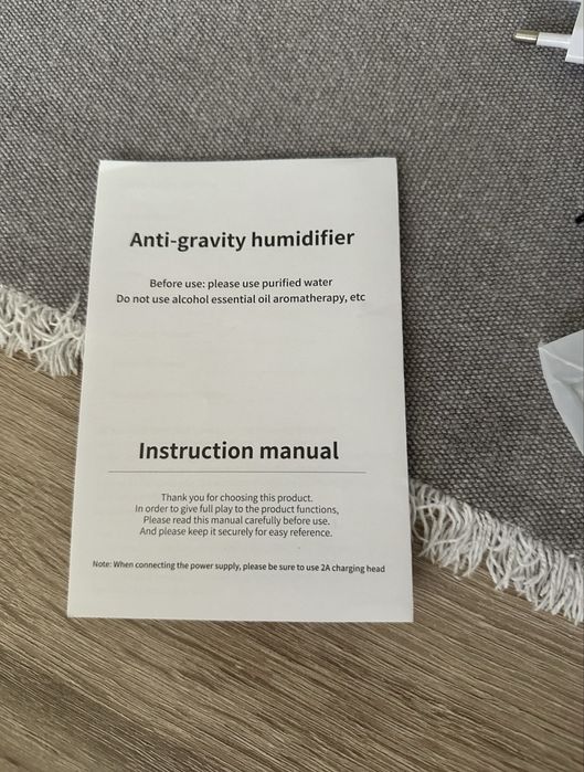 Umidificator Anti Gravity, Lumina Ambientala, NOU (nu se afiseaza ora)