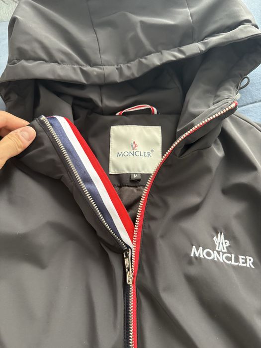 Ветровка Moncler