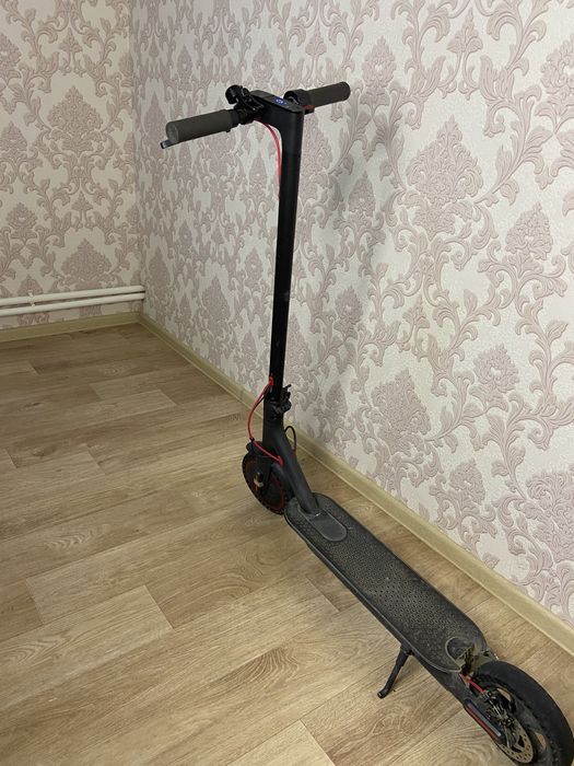 Электросамокат ксиоми