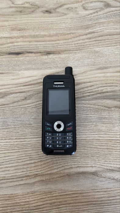 Продается спутниковый телефон Thuraya XT.