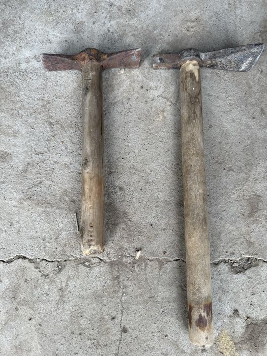 Продам кирка строительная