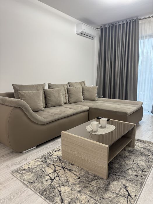 Inchiriez apartament cu 2 camere, complex Avanera