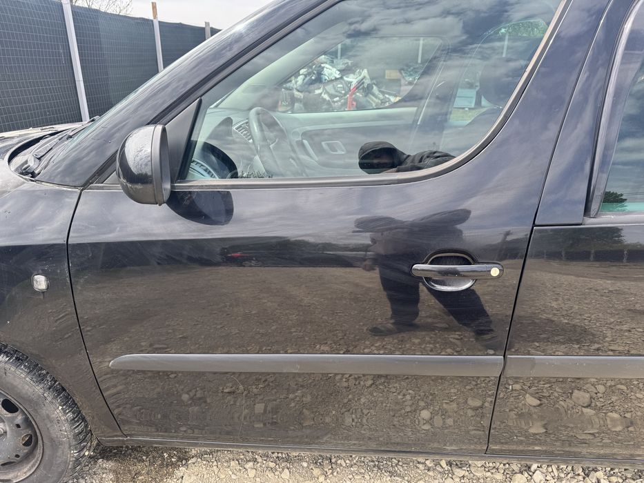 Usa usi skoda roomster negru