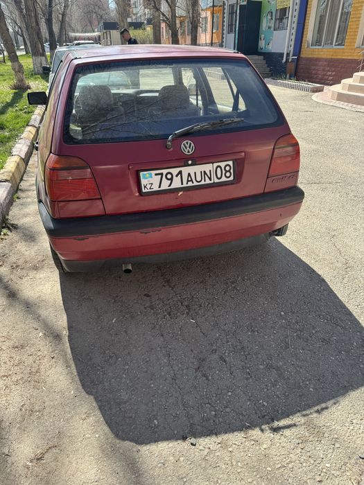 Продаю гольф 3  1.8 моно