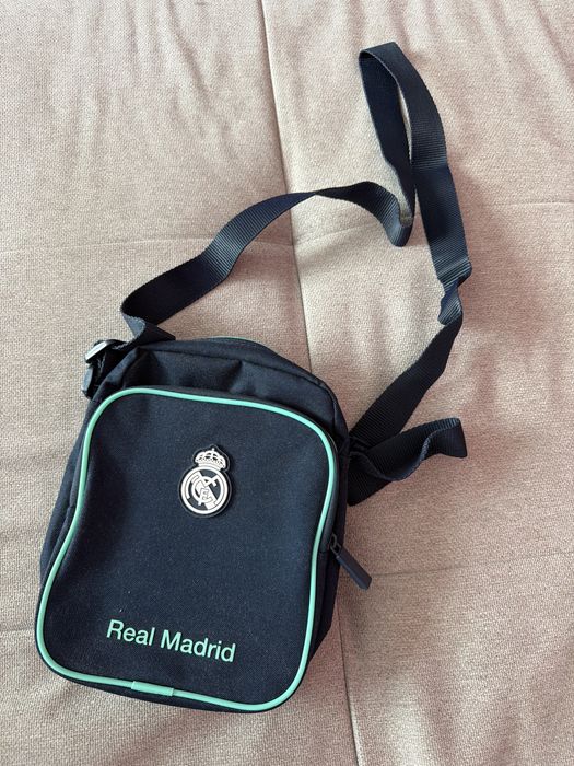 Мъжка чантичка Реал Мадрид