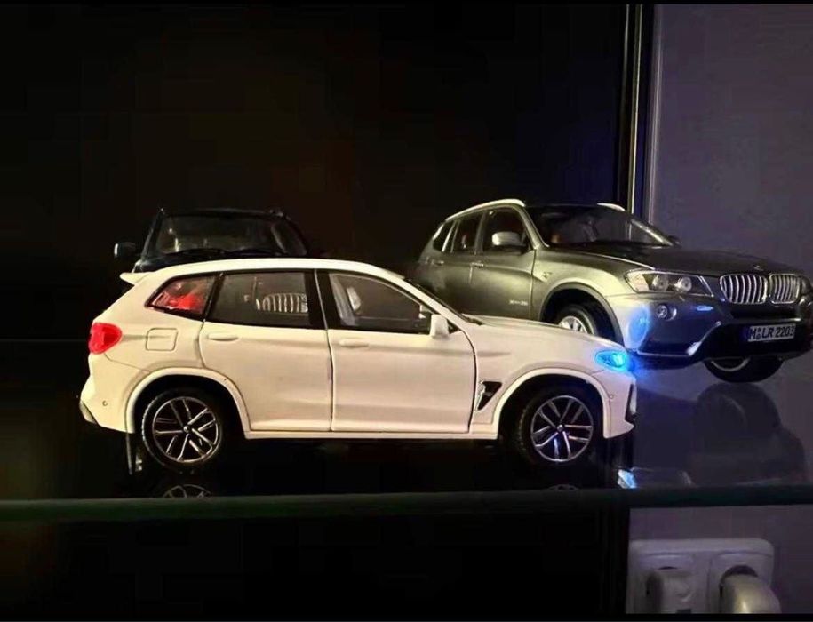 Jucărie machetă BMW x3 1:36