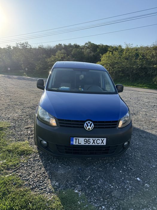 Vând VW Caddy 1.6 TDI 105 CP