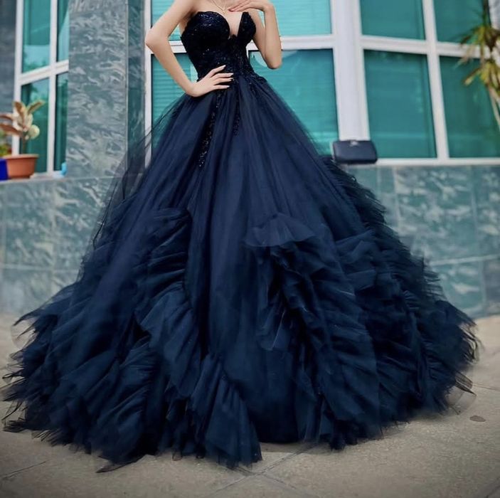 Абитуриентска рокля на Стоян Радичев