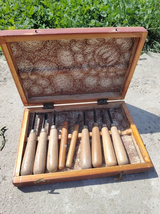 Резцы по дереву, токарные.